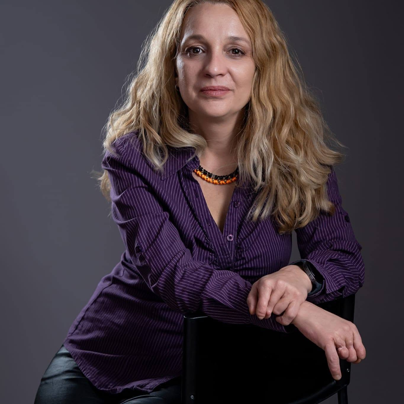 Corina Ștefan, fondator iXpr
